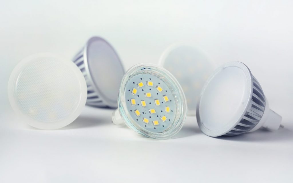 Image of multiple LED light bulbs. Source: Adobe Stock